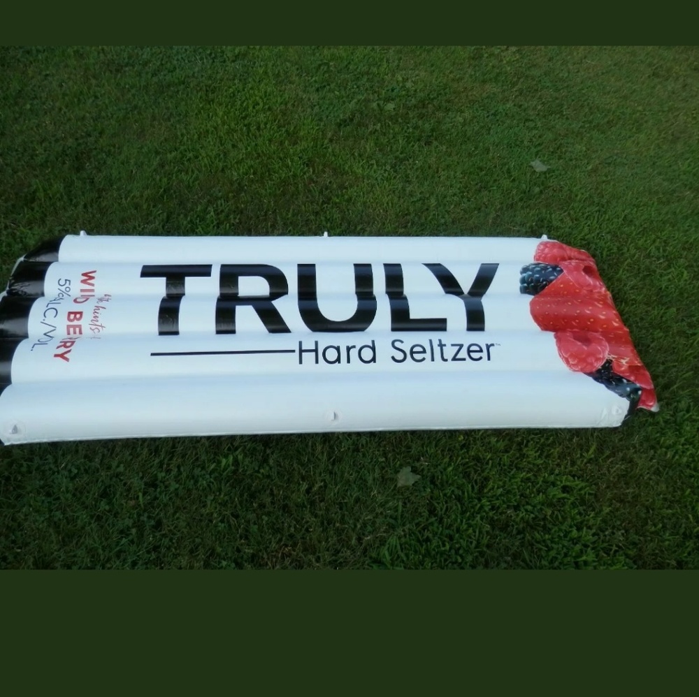 TRULY SPIKED SELTZER INFLATABLE